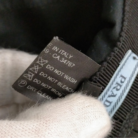❌SOLD❌ Prada Bucket Hat - Picture 7 of 8